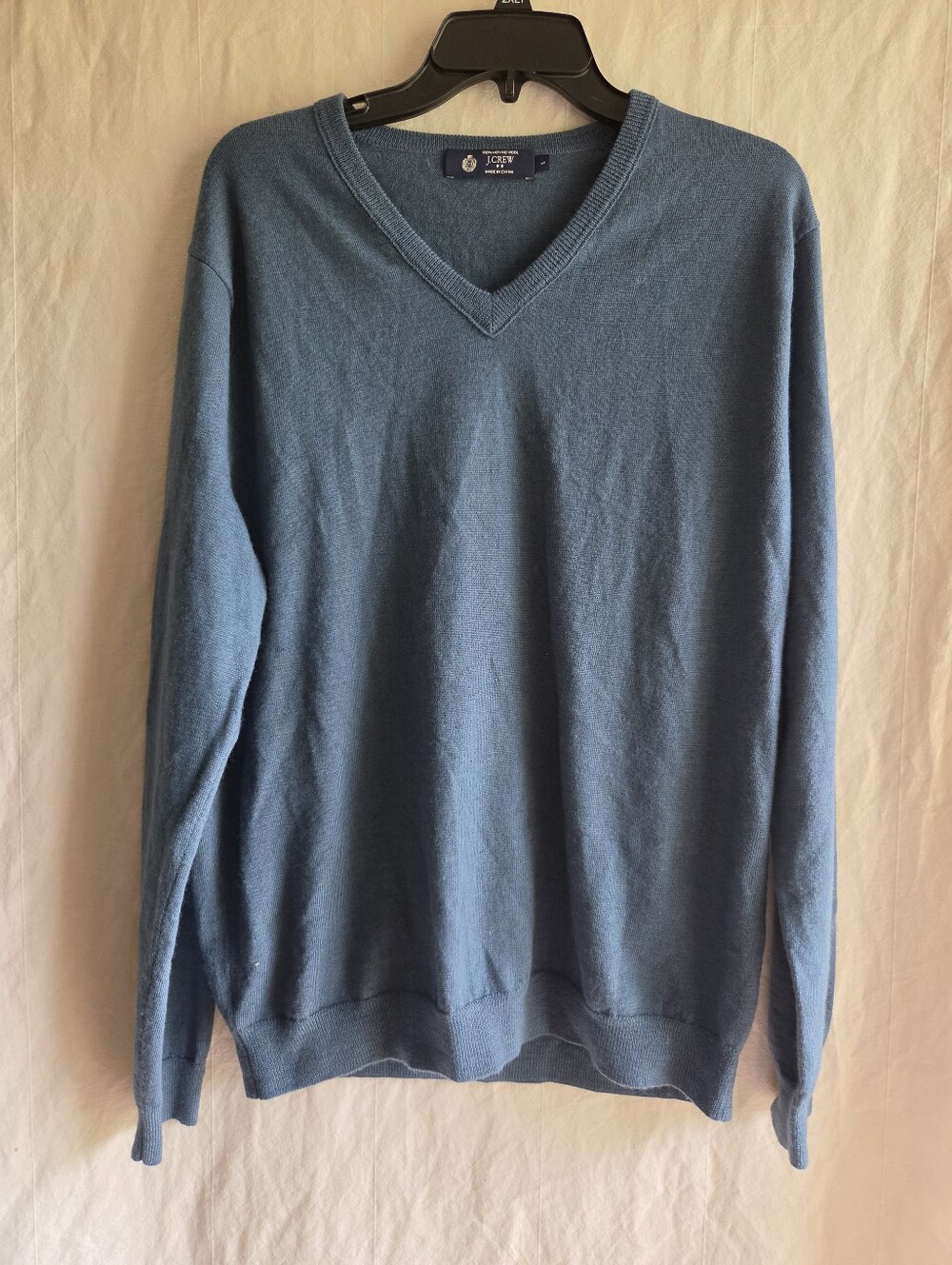 J Crew Vneck Sweater Mens Large Blue 100% Merino Wool Pullover Preppy Academia
